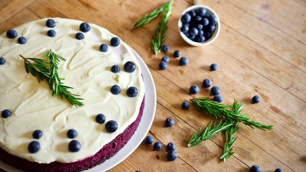 2018_Blaubeercheesecake_02